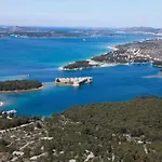 Apartmán In Ibenik Near Adriatic Beaches *