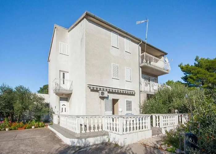 In Ibenik Near Adriatic Beaches Appartement Brodarica (Sibenik-Knin)